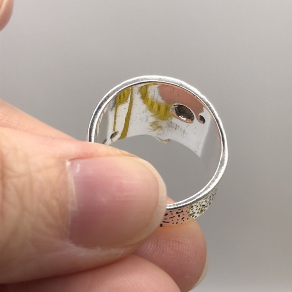 Dragonfly Ring Hammered Metal Style Blue Rhinestone Silver Tone Size 11 - Picture 10 of 13